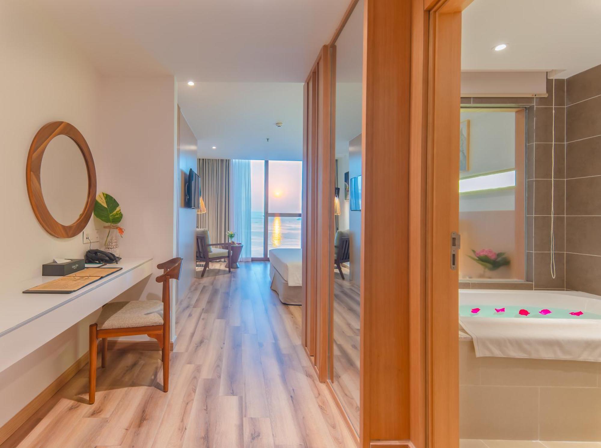 Starcity Hotel & Condotel Beachfront Nha Trang Kültér fotó