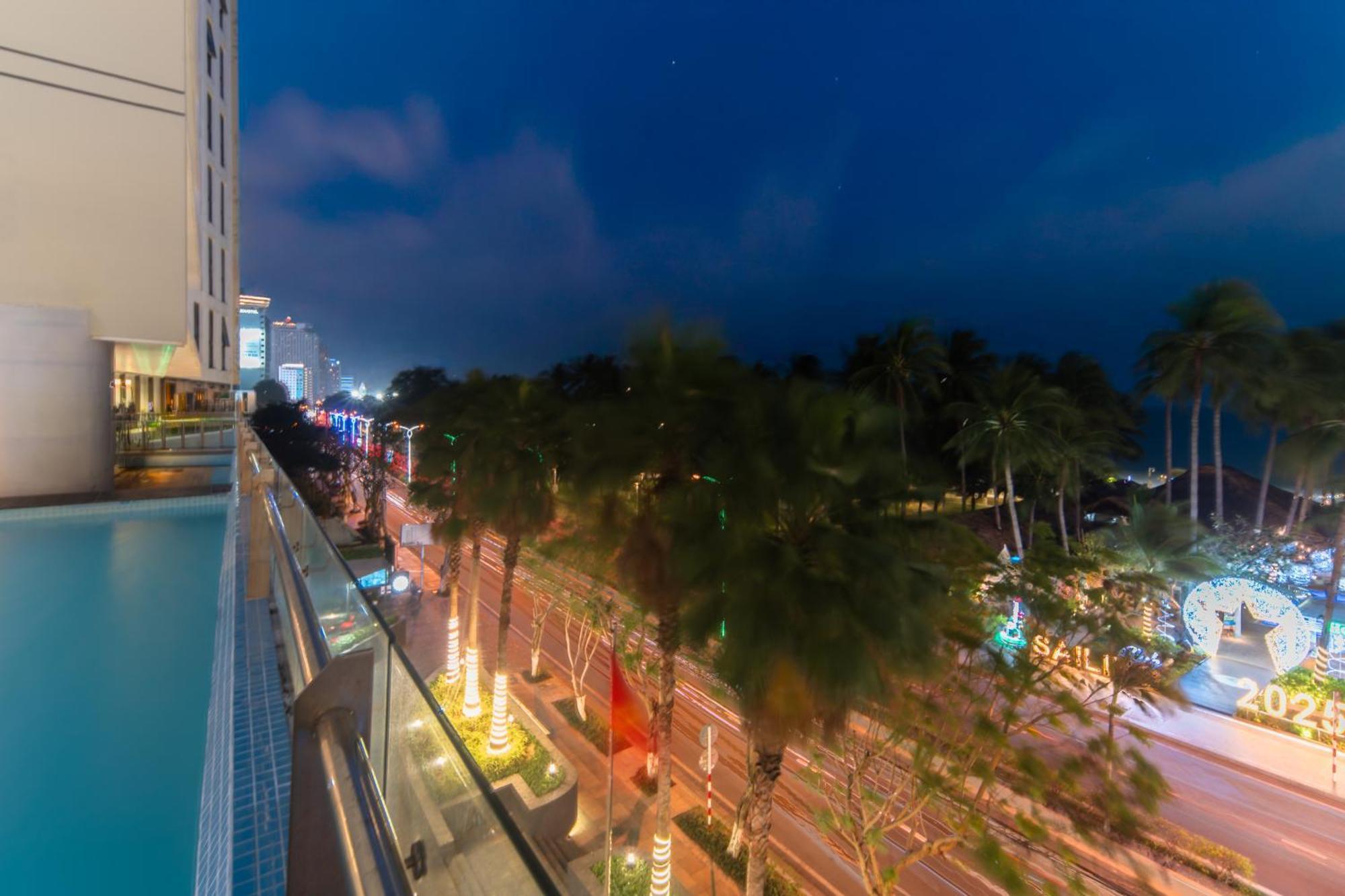 Starcity Hotel & Condotel Beachfront Nha Trang Kültér fotó
