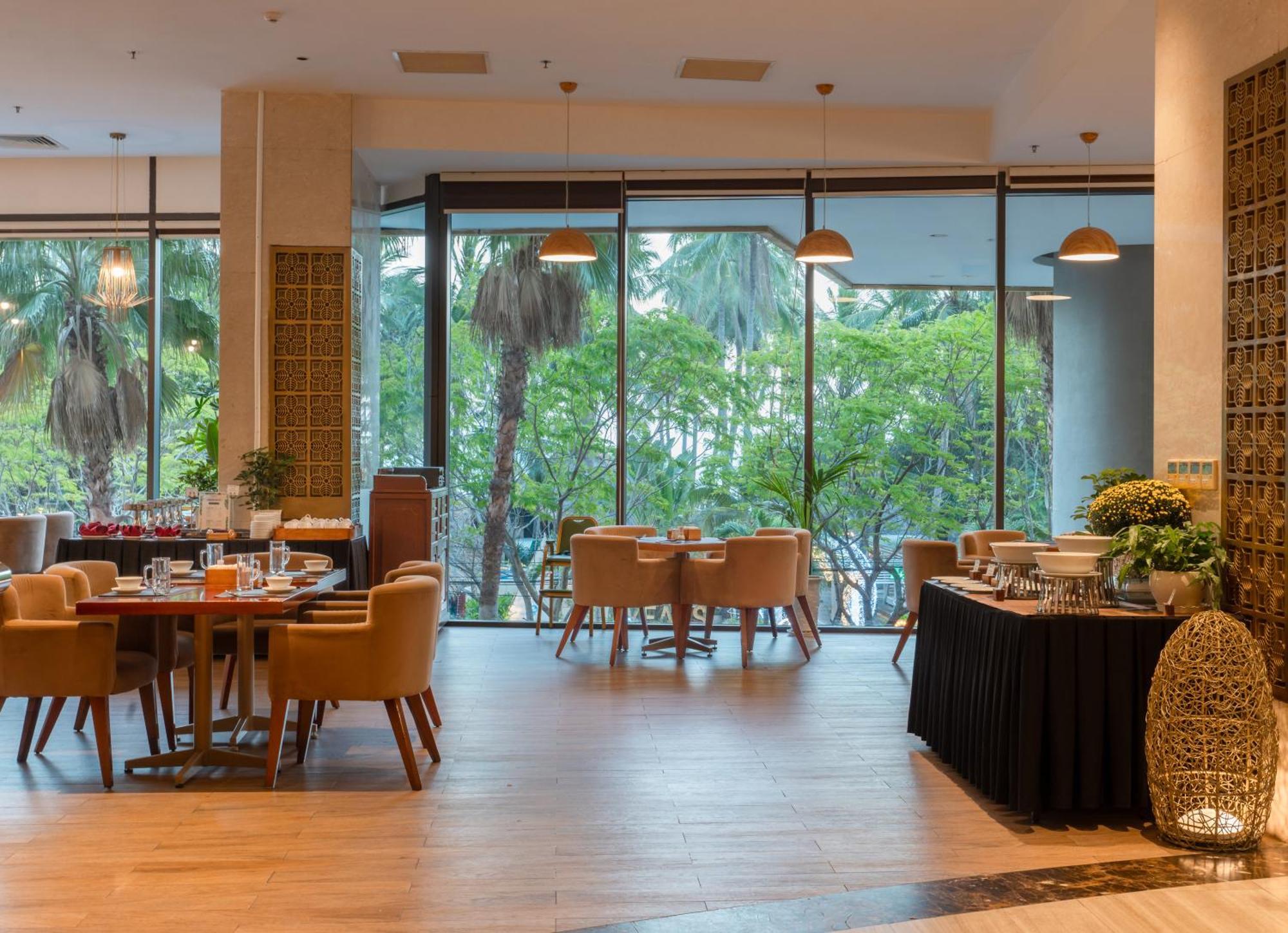 Starcity Hotel & Condotel Beachfront Nha Trang Kültér fotó