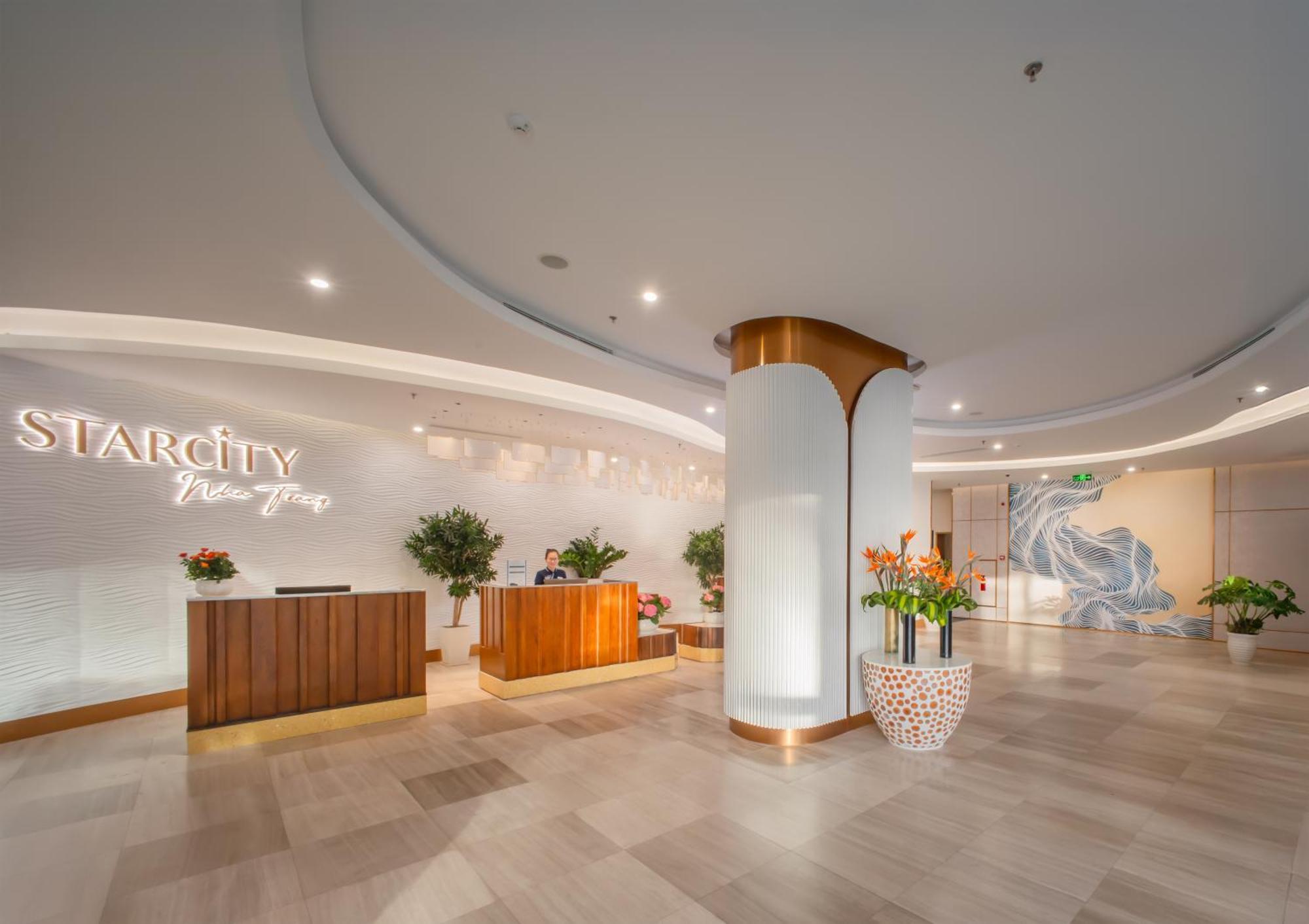 Starcity Hotel & Condotel Beachfront Nha Trang Kültér fotó